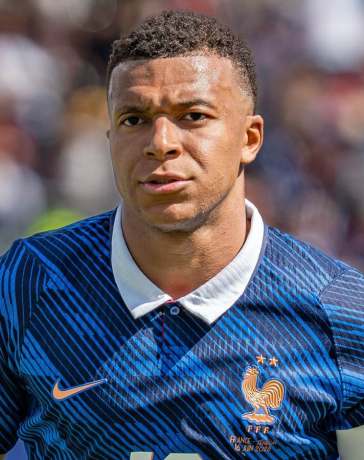 穆西亚拉确认世界杯预选赛状态回升关键战将承担更多进攻权重｜华体会平台 观察